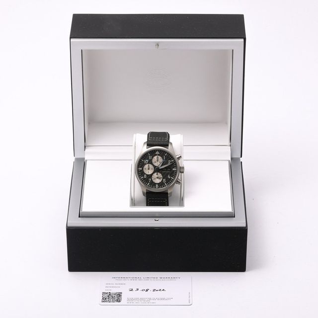 IWC Pilot's Chrono IW377903 Image 7